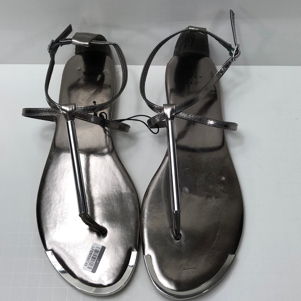 A New Day silver sandals new adjustable strap 9.5